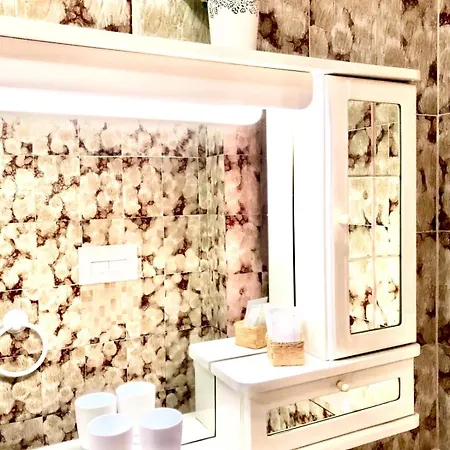 La Maison De Famille Indipendente Con Cucina E Lavatrice *