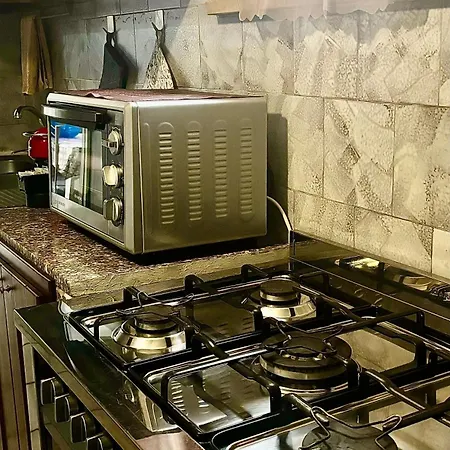 La Maison De Famille Indipendente Con Cucina E Lavatrice