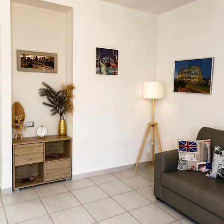 La Maison De Famille Апартаменти *